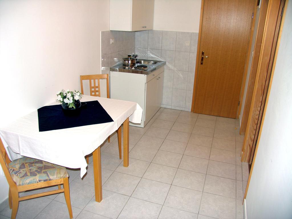 Apartments Vidovic Vodice Zimmer foto
