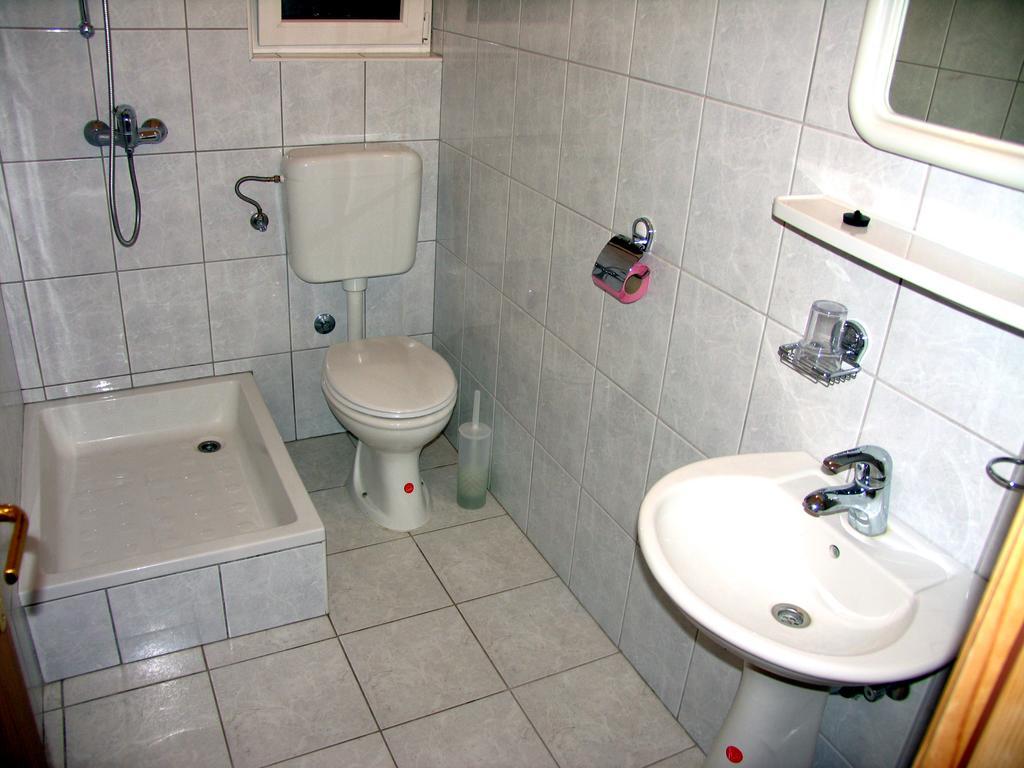 Apartments Vidovic Vodice Zimmer foto