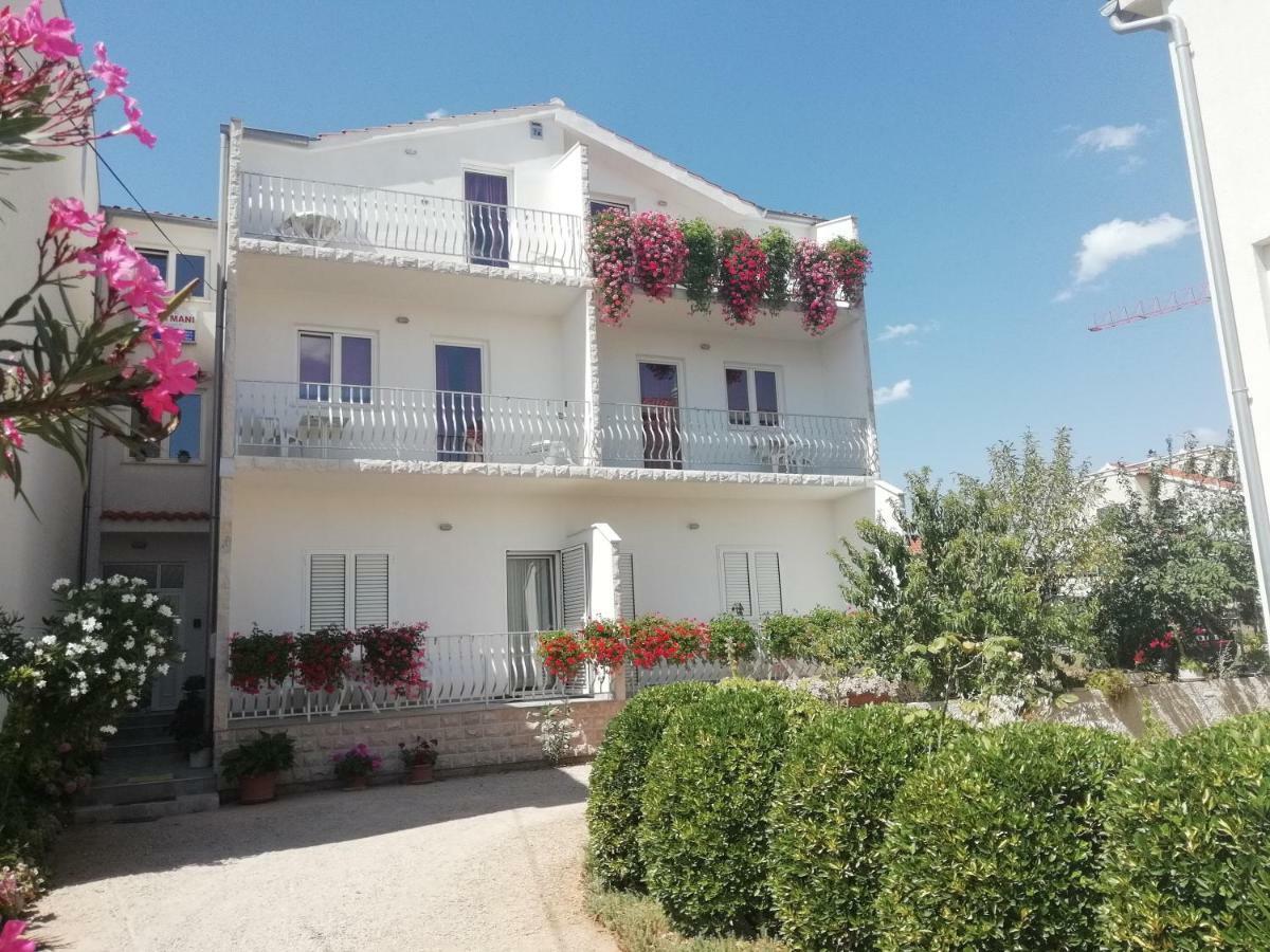 Apartments Vidovic Vodice Exterior foto